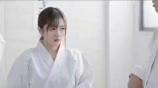 布兰迪·洛夫和卢卡斯·弗罗斯特在情人节的Brazzers特别节目中出演三人行,让你欲罢不能!